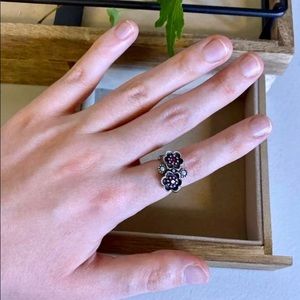 Vintage Avon Rhinestone and Pearl Flower‎ Ring